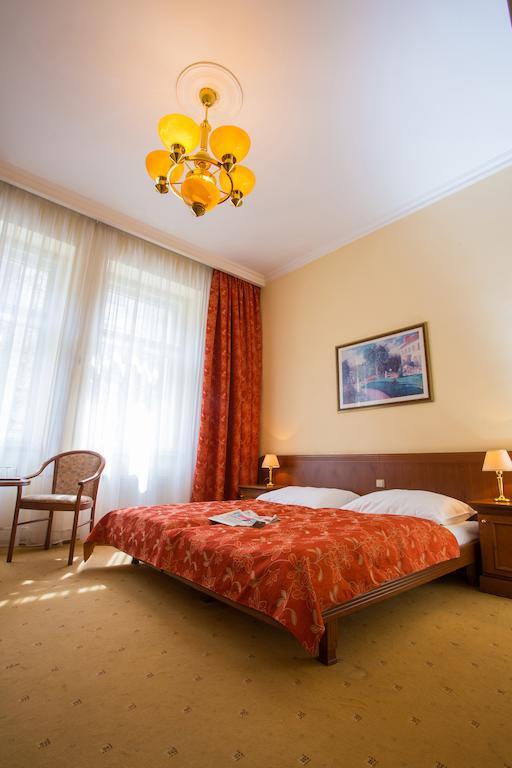 Hotel Galerie Royale Praga Exterior foto